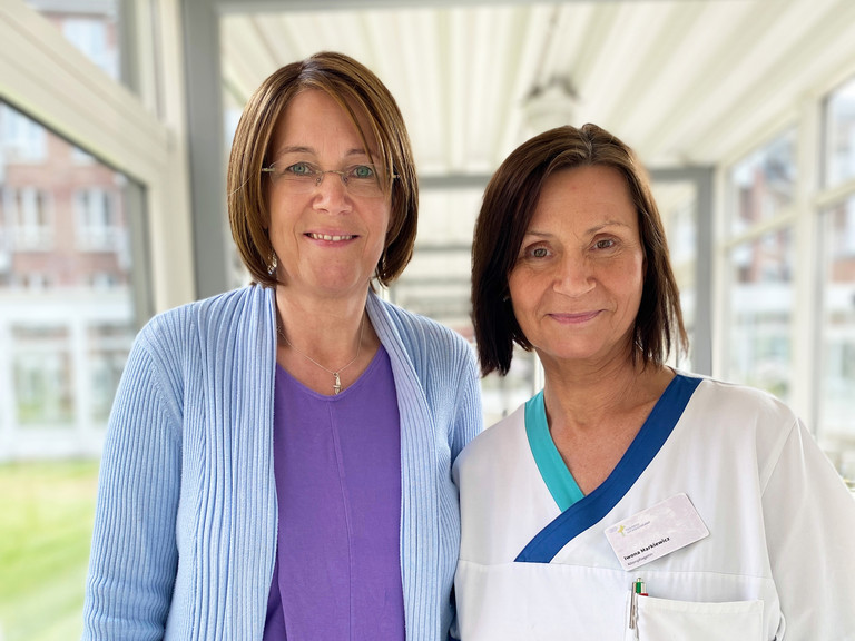 PDL AD Antje Raissi (links) und stellv. PDL AD Iwona Markiewicz (rechts) PDL AD Antje Raissi (links) und stellv. PDL AD Iwona Markiewicz (rechts)